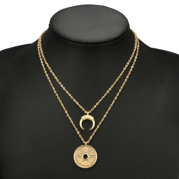 New Gold Crescent Pendant Layered Necklace - Picture 3 of 6